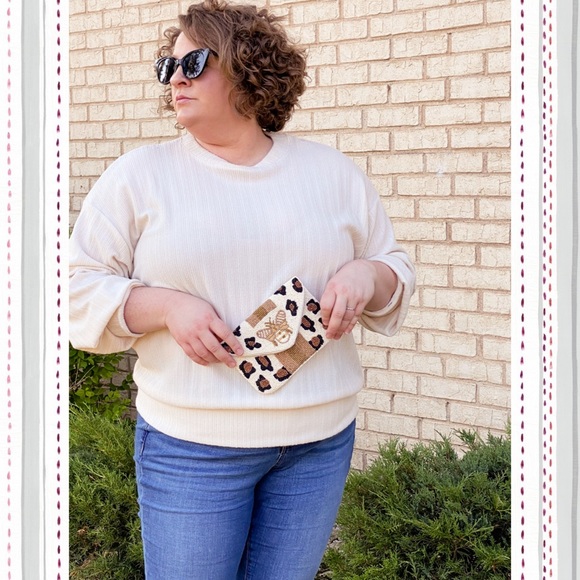 SASHA Leopard & Bee Beaded Shoulder Envelope Purse - Picture 2 of 9